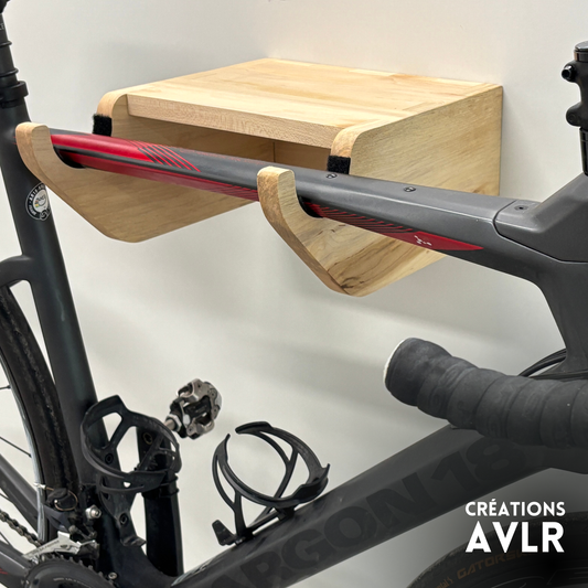 Support vélo mural en bois massif ou contreplaqué de merisier – Stable et solide, vis fournies, avec protection cadre