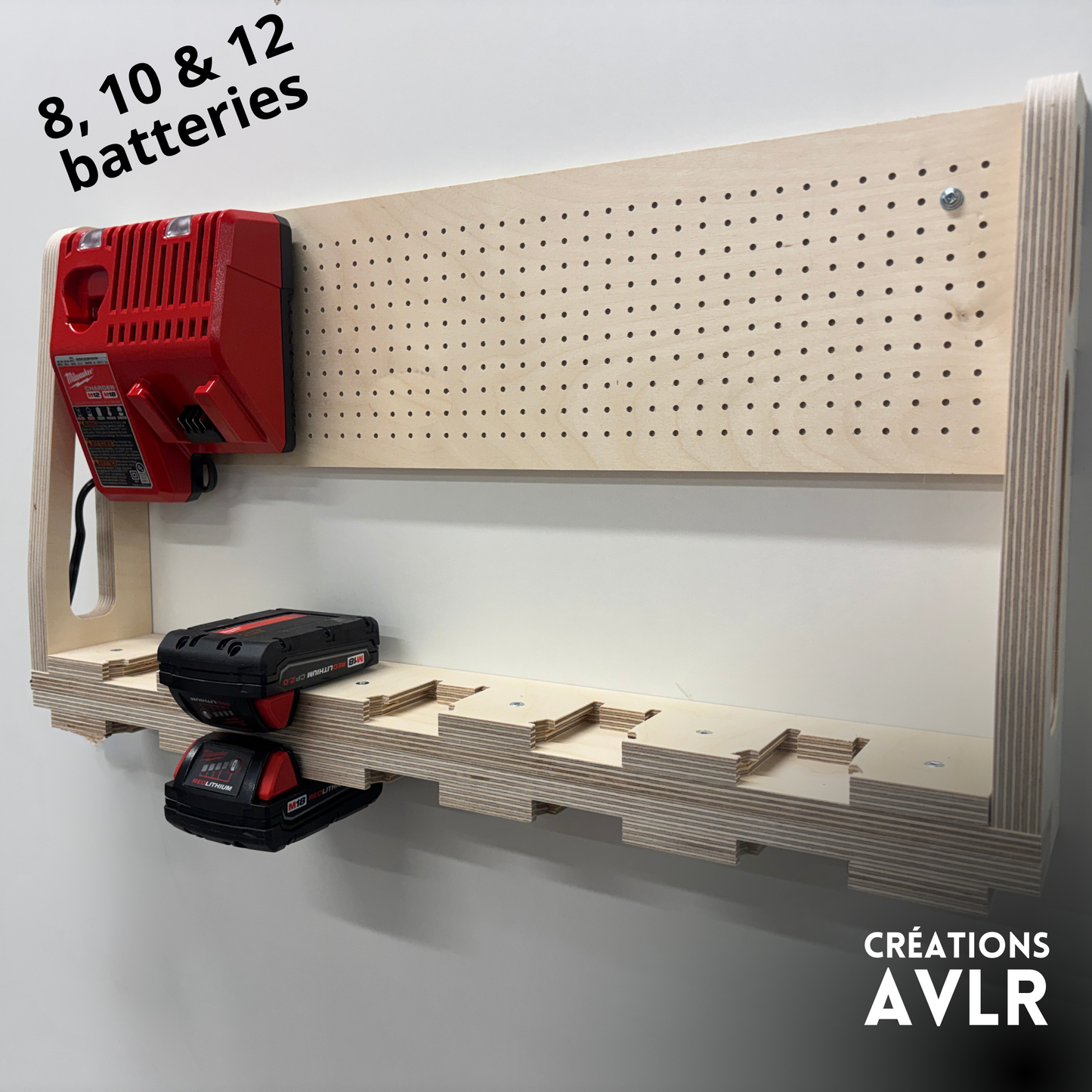 Estación de carga mural compatible con Milwaukee® — 100% madera | 8, 10 o 12 baterías