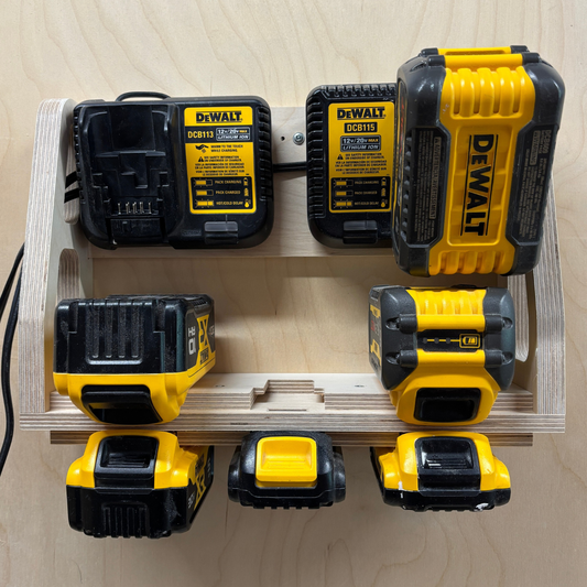 Station de recharge compatible DeWalt 20V/60V – 100% bois – Pour 6, 8, 10 ou 12 batteries