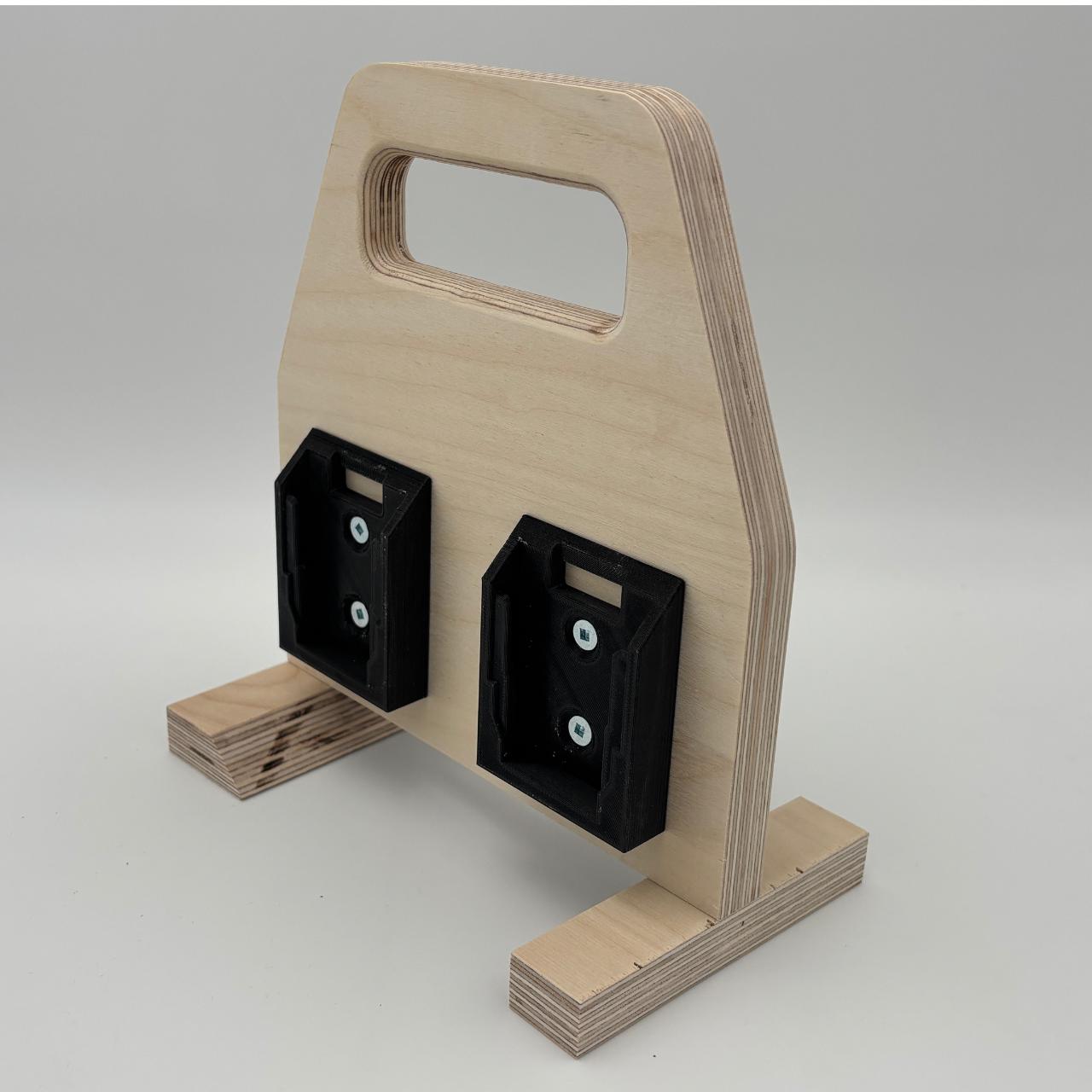 Carrying support for DeWalt 20V / 60V FlexVolt batteries – 4 slots