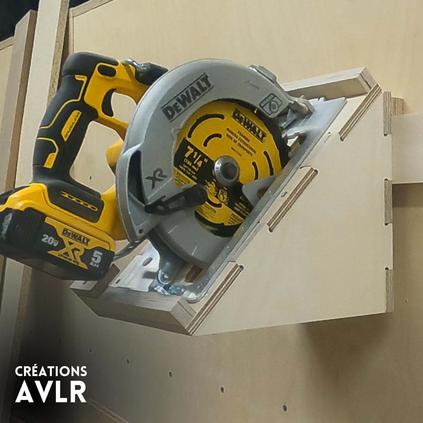 Support mural pour scie circulaire – 100% bois – Fabriqué au Québec